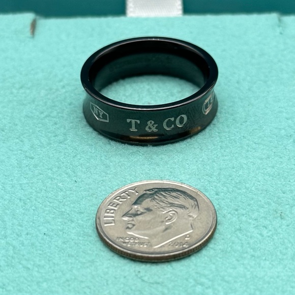 Tiffany & Co Titanium 1837 Ring Size 7.5 Pristine - Picture 2 of 10